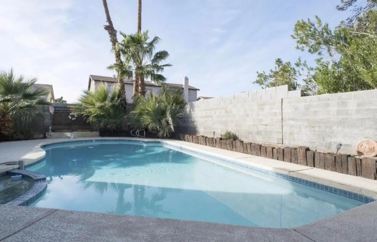 Urban Las Vegas Colonial In The Heart Of Vegas Villa