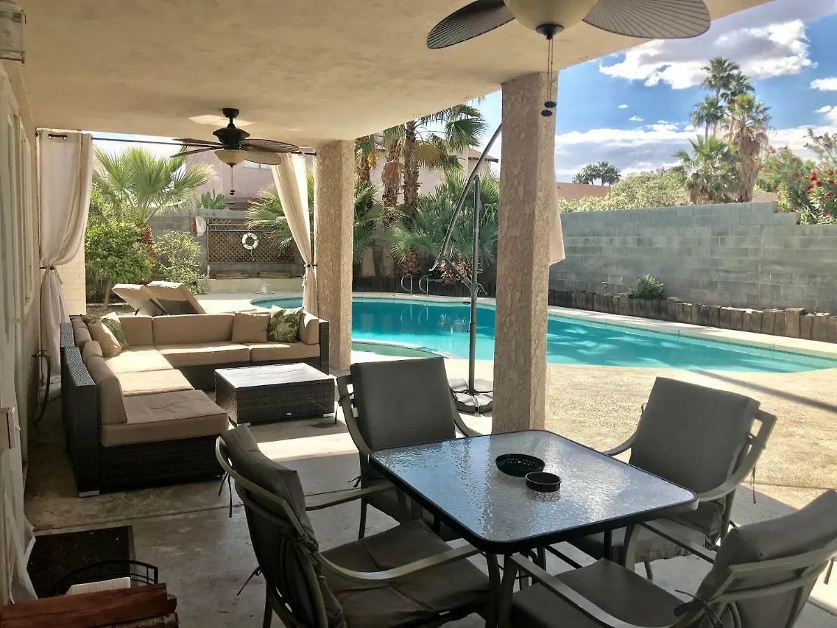 Urban Las Vegas Colonial In The Heart Of Vegas Villa