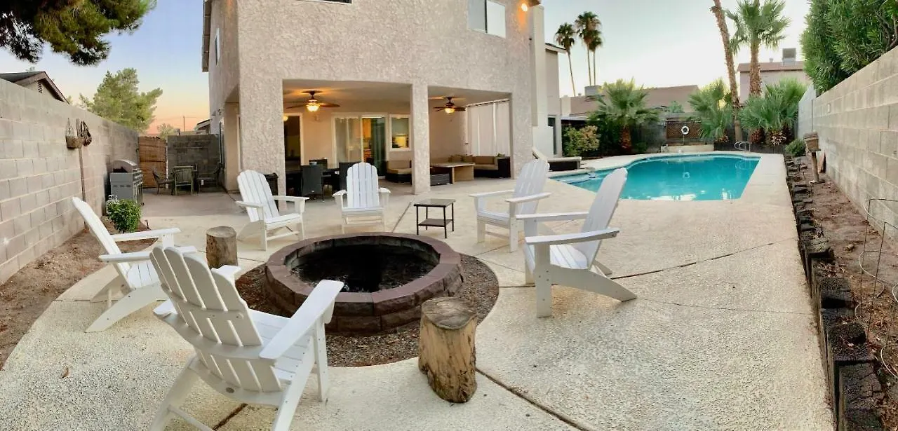 Urban Las Vegas Colonial In The Heart Of Vegas Villa United States