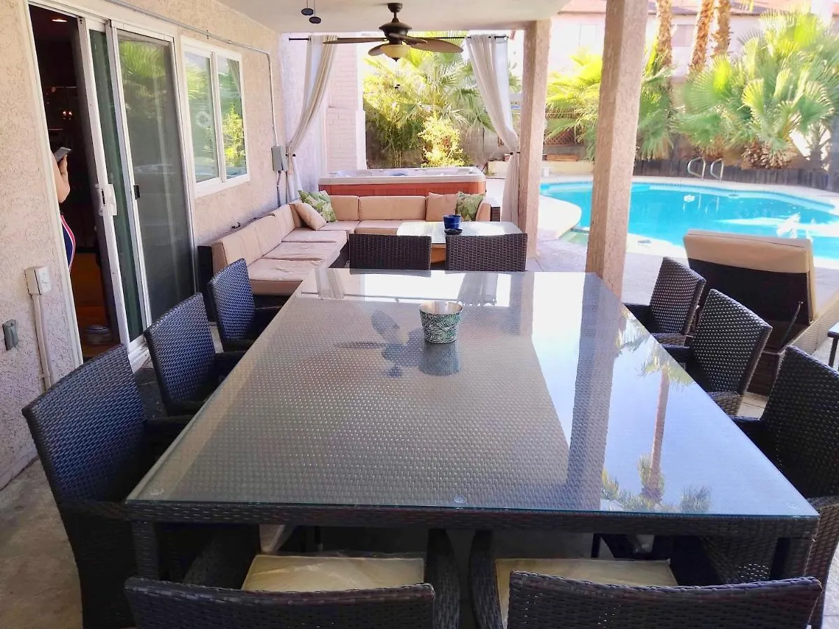 Holiday home Urban Las Vegas Colonial In The Heart Of Vegas Villa United States