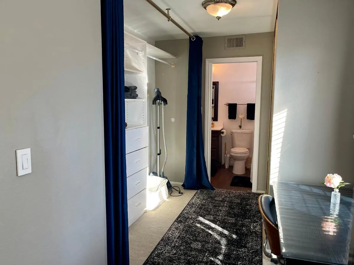 Urban Las Vegas Colonial In The Heart Of Vegas Villa 0*,  Stati Uniti